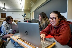 3 women studying together with their laptops